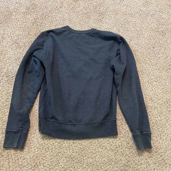 Champion Crewneck - Picture 3 of 4